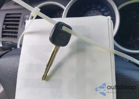 2006 Toyota Tacoma из США, поврежденный, VIN 5TETX22NX6Z279575